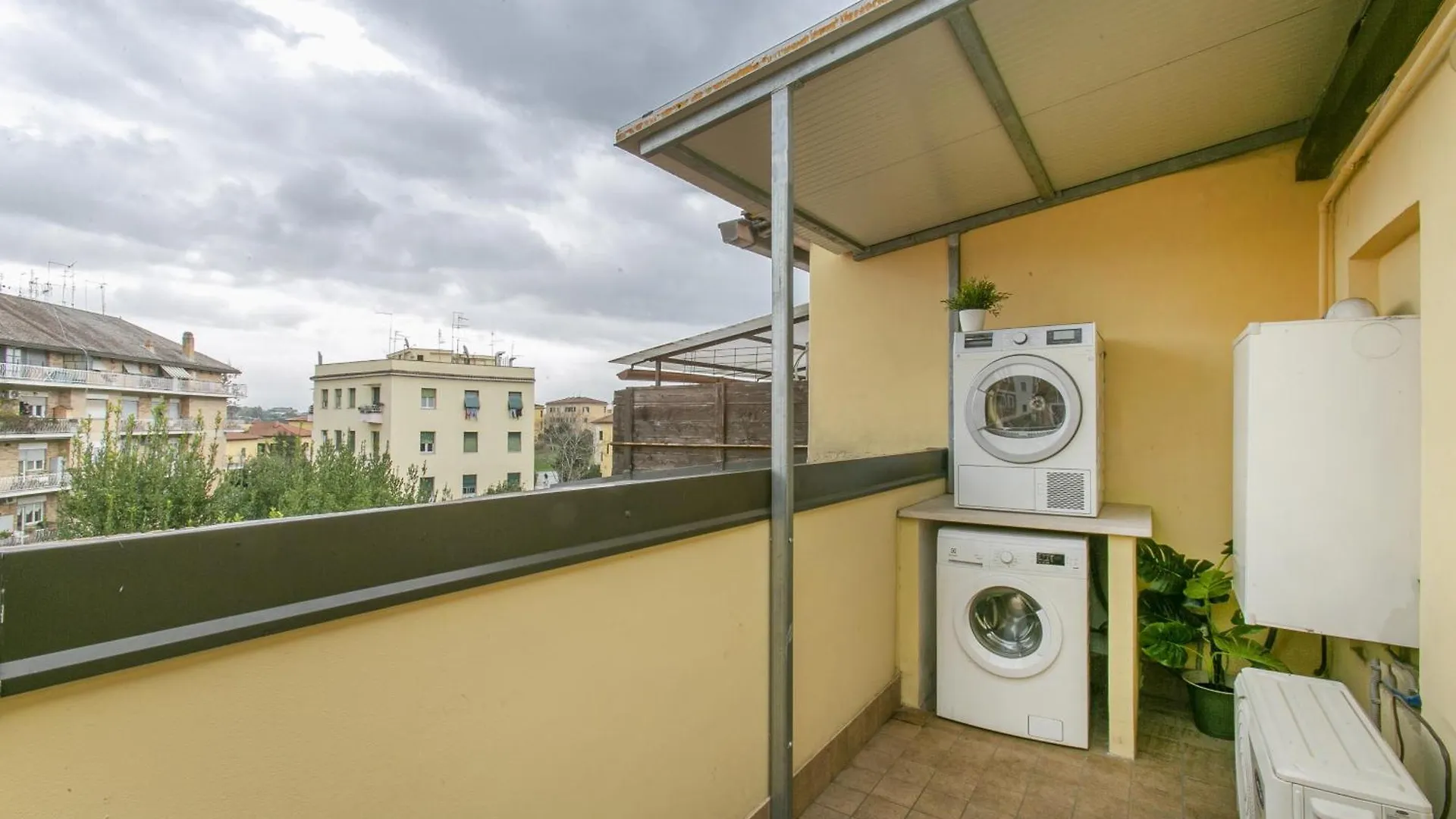 The Best Apartment In Rome! Holiday home